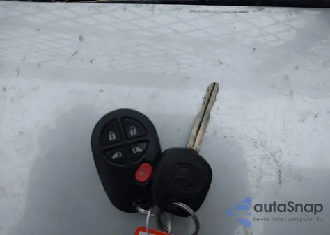 2014 Toyota Sienna Le V6 8 Passenger из США, поврежденный, VIN 5TDKK3DC7ES508706